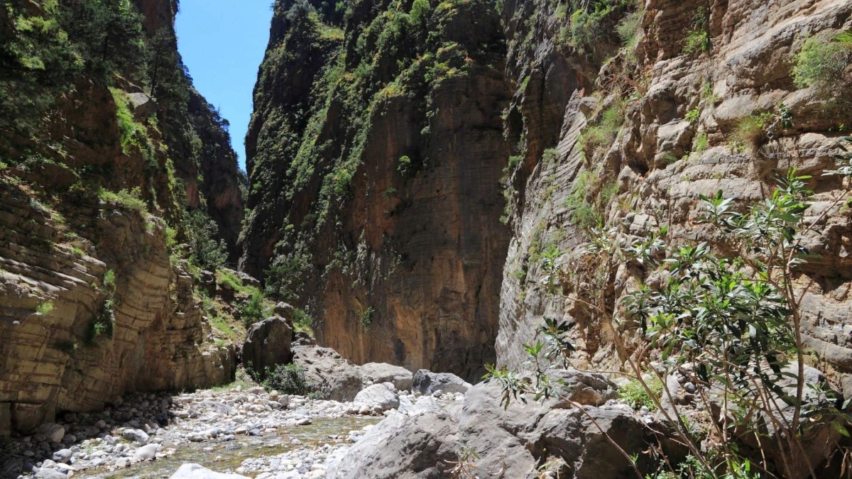 Gorges de Samaria en voiture : le guide pratique pour explorer la Crète autrement